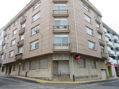 Local comercial en Ares
