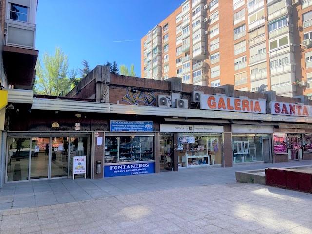 ACCESO GALERIAS